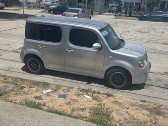 Nissan cube 2011 plates 2027 good car $4500