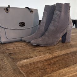 Steve madden Suede Boots Size 6