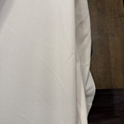 120 inch Ivory Round Tablecloths 8 in total