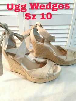 Ugg Sandal Wedges Sz 10