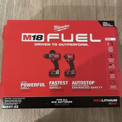 Milwaukee 3697-22 Combo Kit M18 Drill and Driver