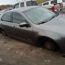 Parts Car 2010 Fusion Hybrid