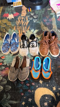 Toddler shoe lot