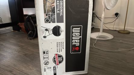 Weber Original Kettle 22-Inch Charcoal Grill