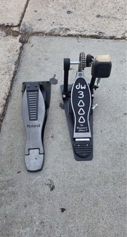 DW 3000 kick pedal