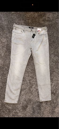 $35 40x30 Express Skinny Jeans