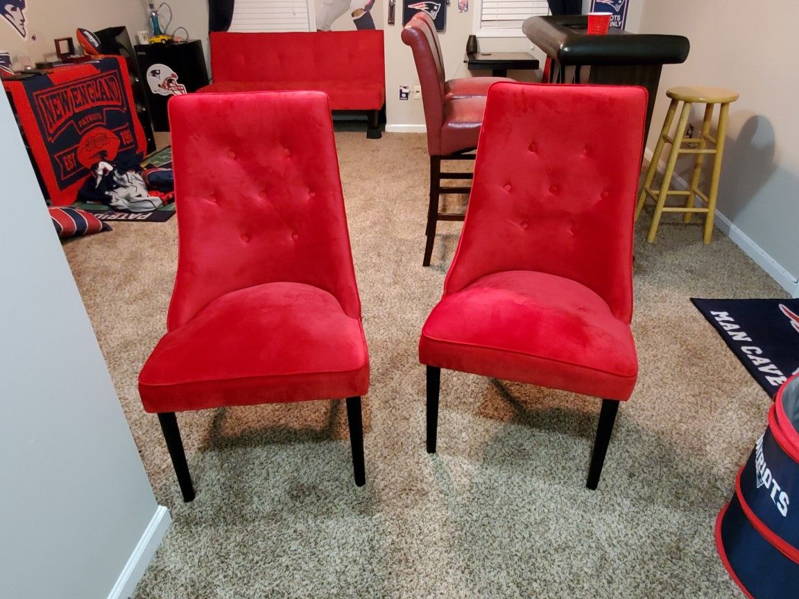 Nice Red Chairs for sale. Like New!