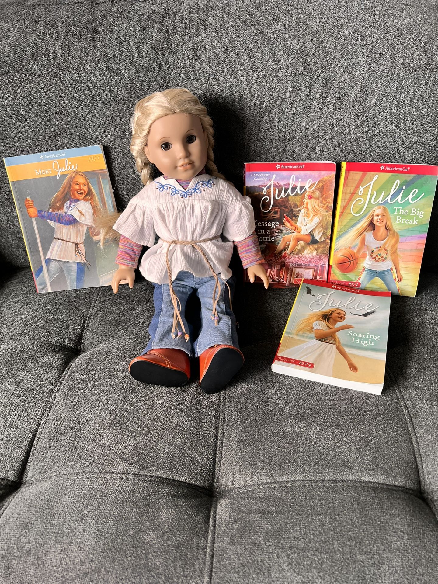 American Girl Doll Julie With 4 Books
