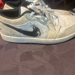jordan 1 lows size 10