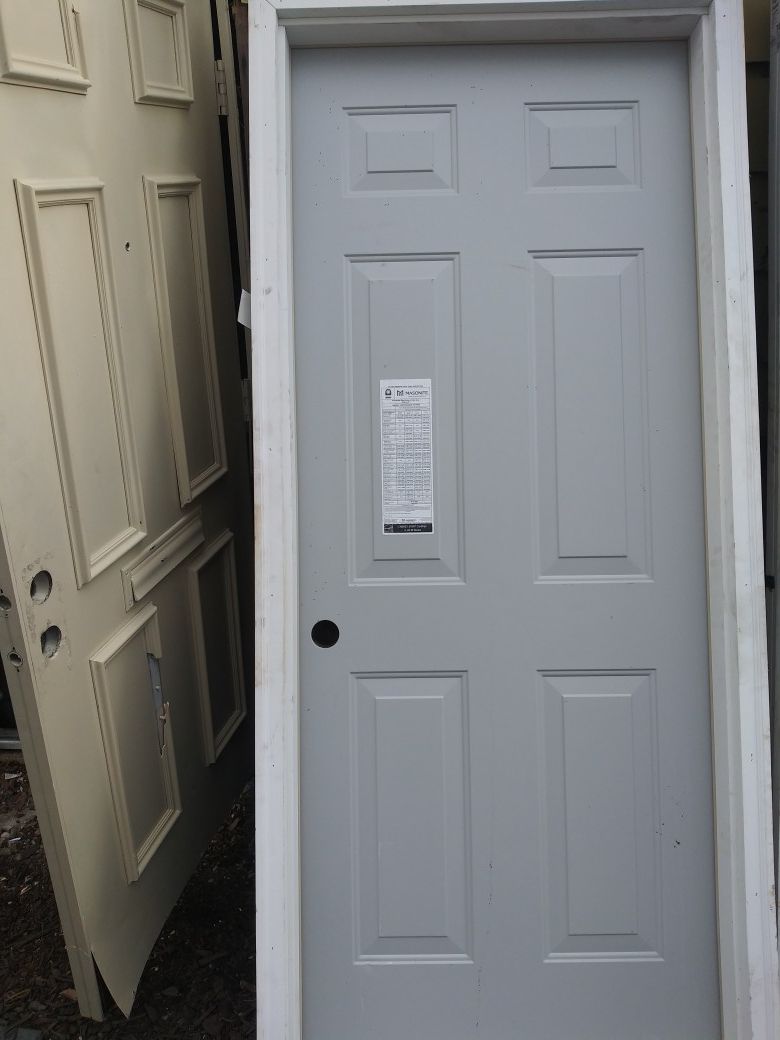 Entry door-steel insulated 32x80 6 pannel