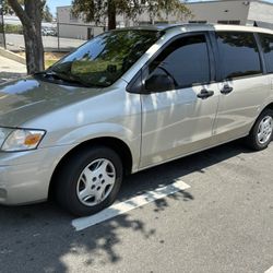 2000 Mazda MPV