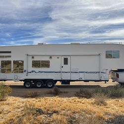 2004 Weekend Warrior Toy Hauler