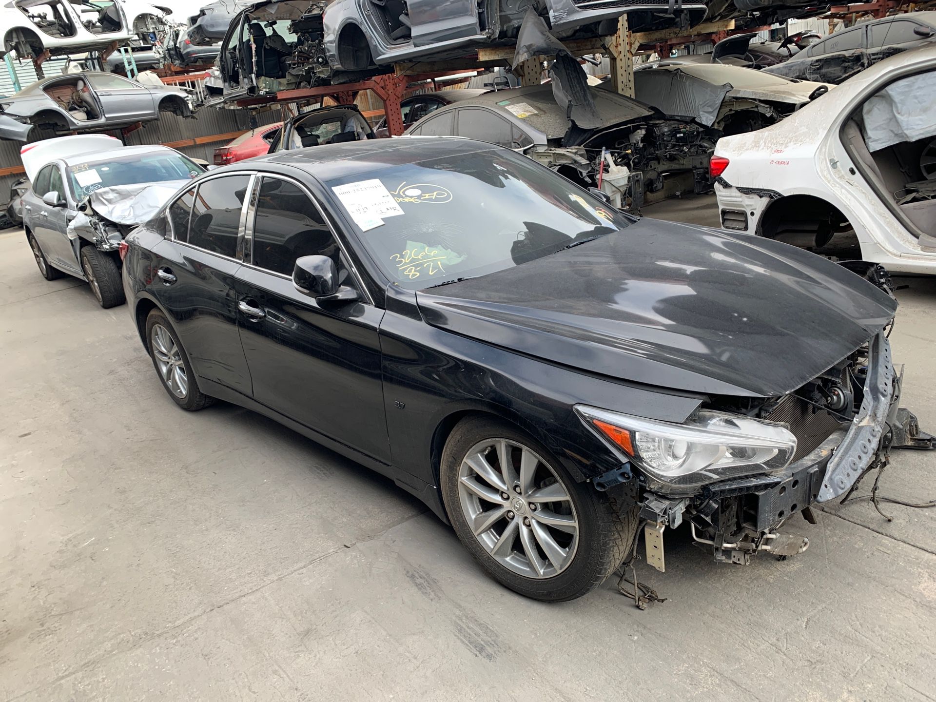 2014 Infiniti Q50 Parting out. Parts !! 6025