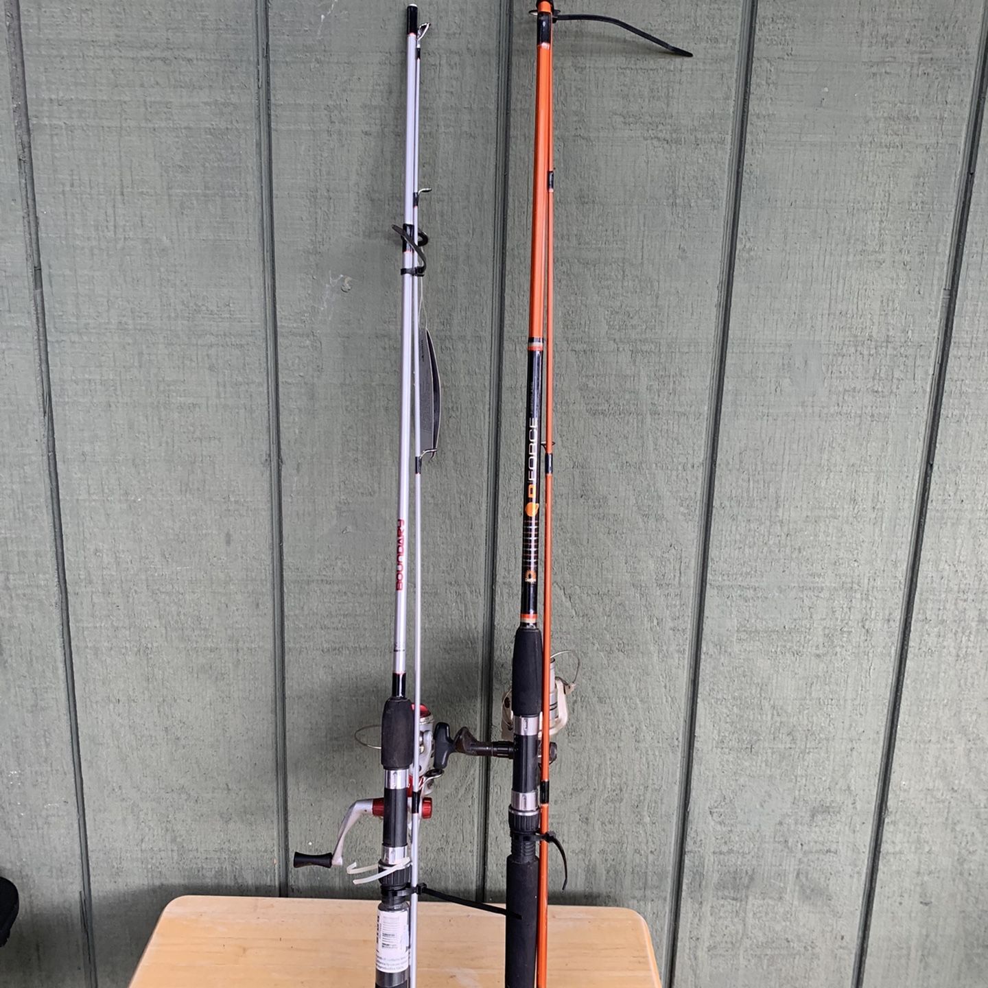 adult fishing poles Fishing Pole with Spinning Reel, Green Fishing Equipment Near Me at  Lowes.com