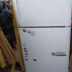 Frigidaire Refrigerator 
