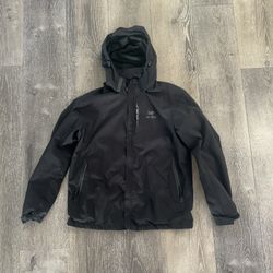 Arc’teryx windbreaker