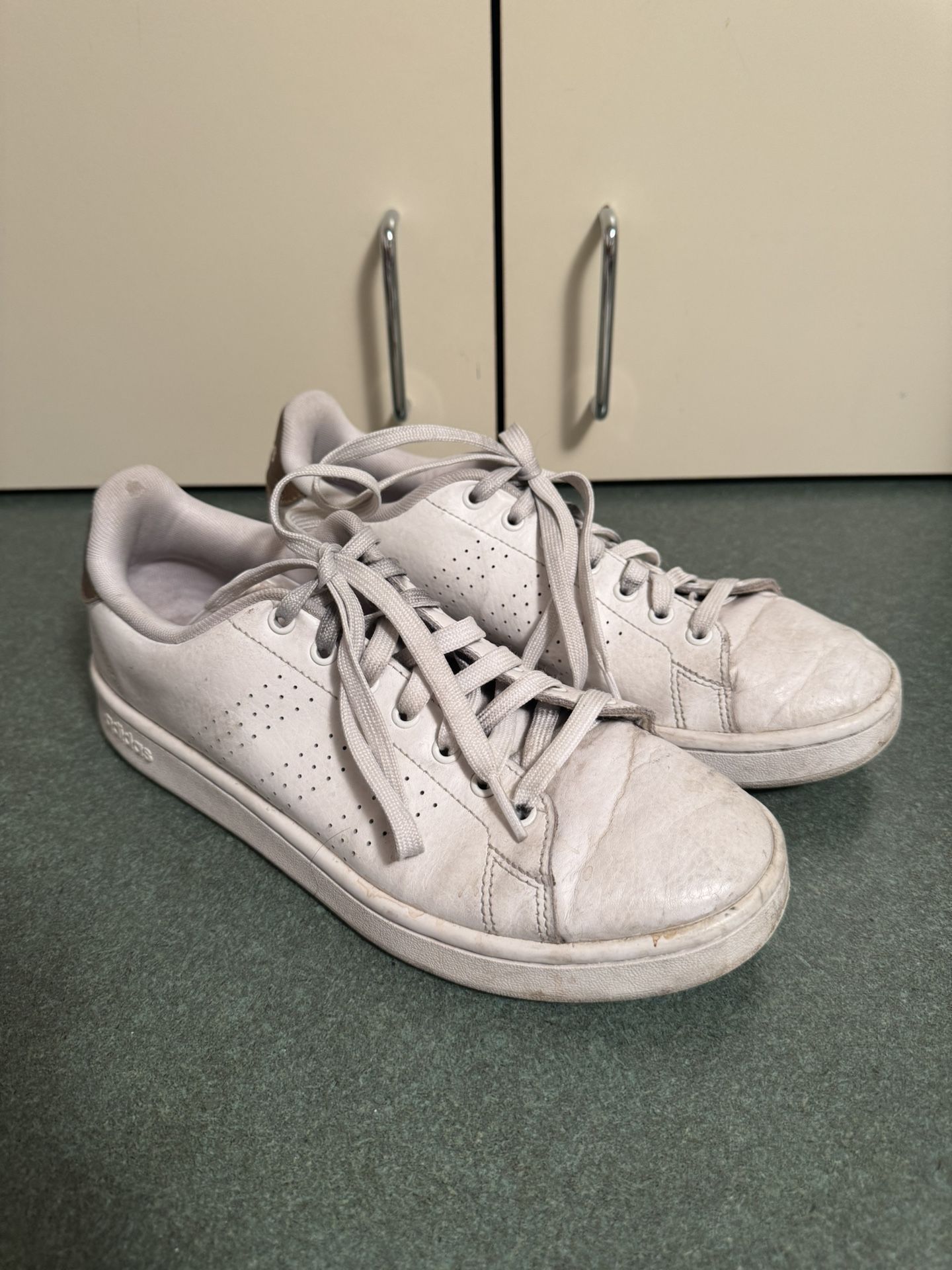 Adidas Grand Court Cloudfoam Sneakers Shoes Women Sz 9 HWI 28Y001 White/Brown