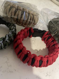 Paracord Bracelets .  KING COBRA 🐍 
