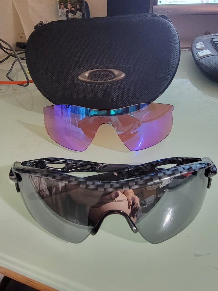 Oakley Radarlock Carbon Fiber Frame