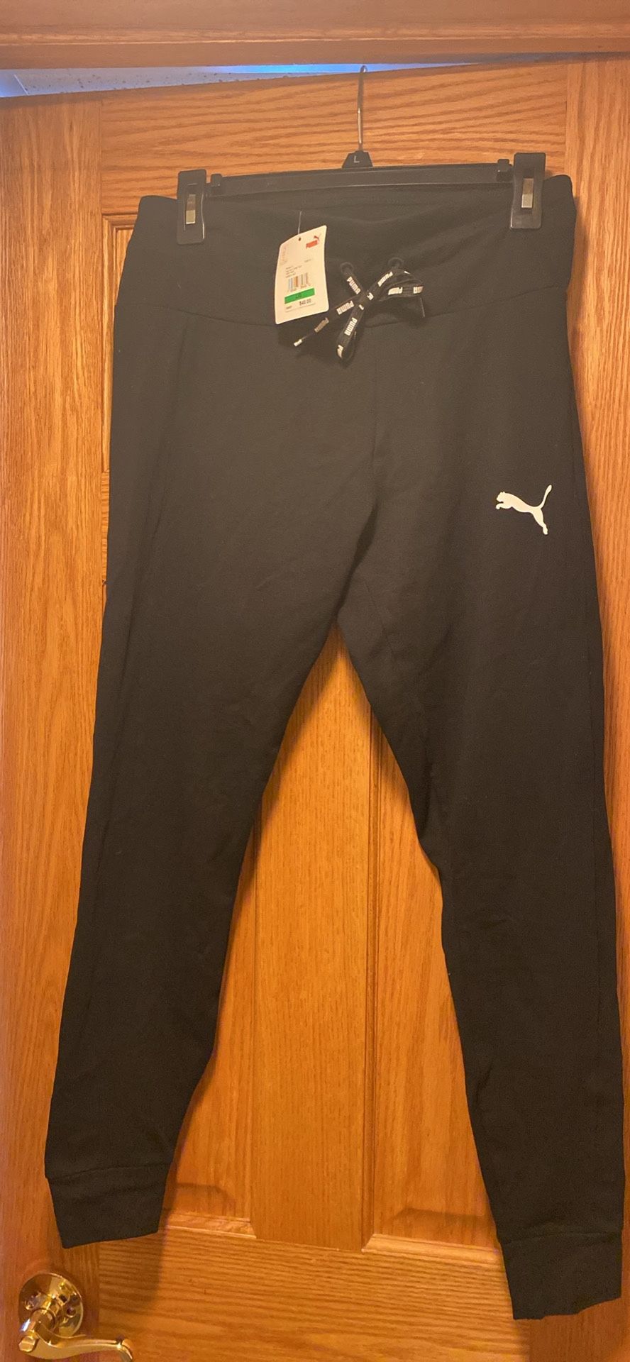 New with tags women’s size L puma athletic pants/leggings