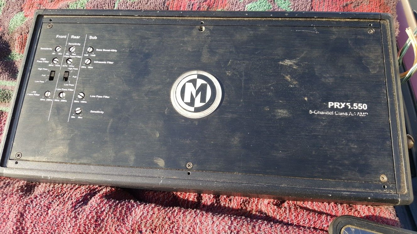 Memphis PRX 5.550 5 Channel 600 watt RMS power reference series amplifier