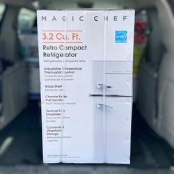Magic Chef Mini Fridge (BRAND NEW)