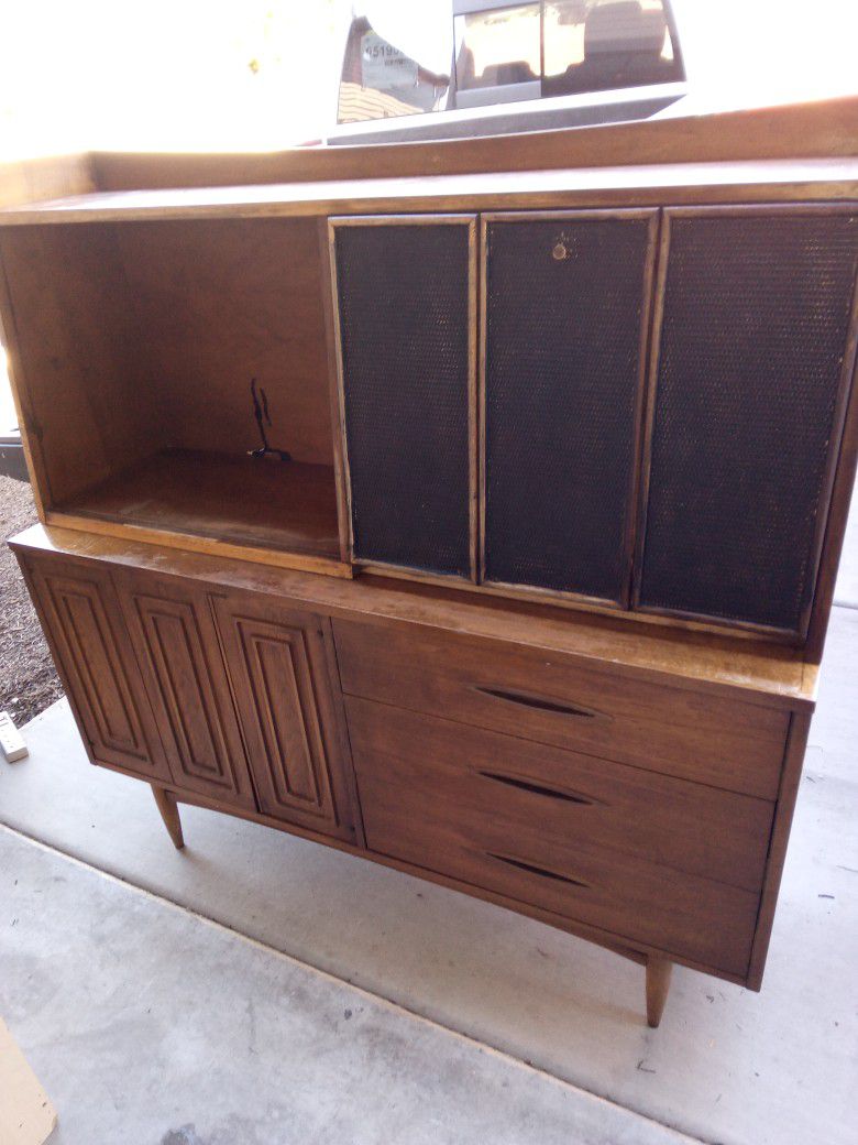 Mid Century Vintage Dresser Bar