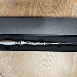 Harry Potter Prof Slughorn Wand in box.  
