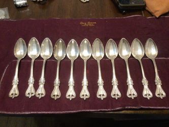 TOWLE STERLING SILVER ANTIQUE OLD COLONIAL SPOONS PAT. 1895 11 Total 5 5/8” no