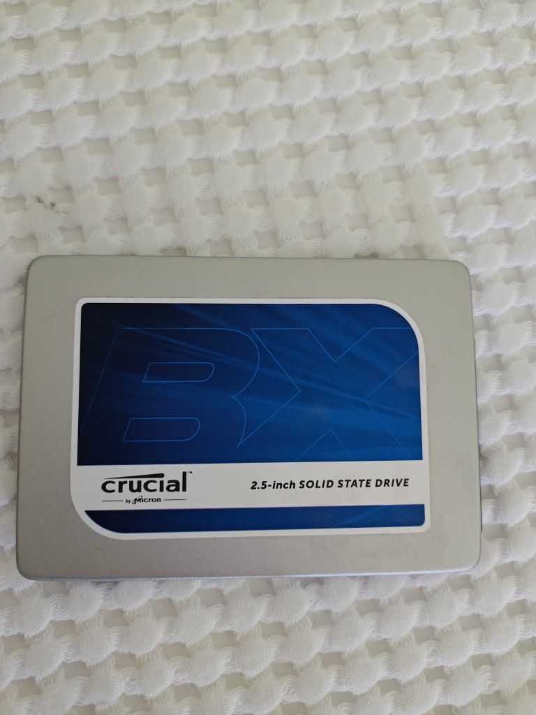 Crucial BX100 250GB SSD 2.5 Inch
