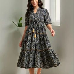 Azira Floral Printed Fit & Flared Dress (Sz:M)