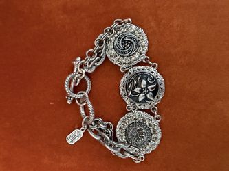 Grandmother's Buttons Bracelet Rhinestone in Silver Tone, Antique