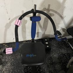 4 Exercise Machines 