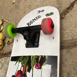 Skateboard