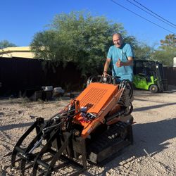 Brand New Gas Mini Skid steer