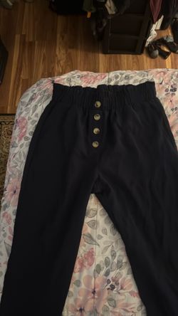 Zara high-rise ankle pants, size medium.
