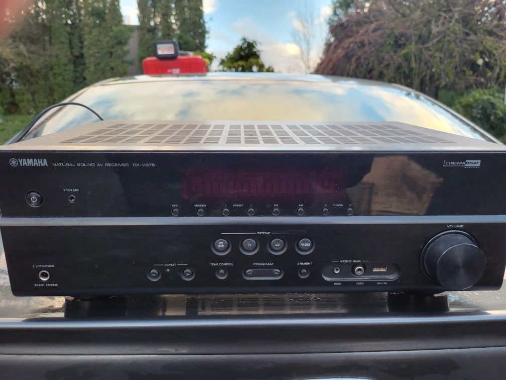 Yamaha RX-V375 Receiver 