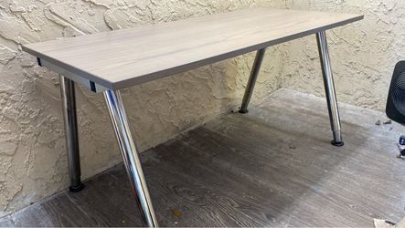 ADJUSTABLE HEIGHT IKEA GALANT DESK - Local Delivery Available for a Fee - See My Other Items 😎