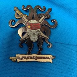 Pirates of the Caribbean Cross Bones Disney Pin