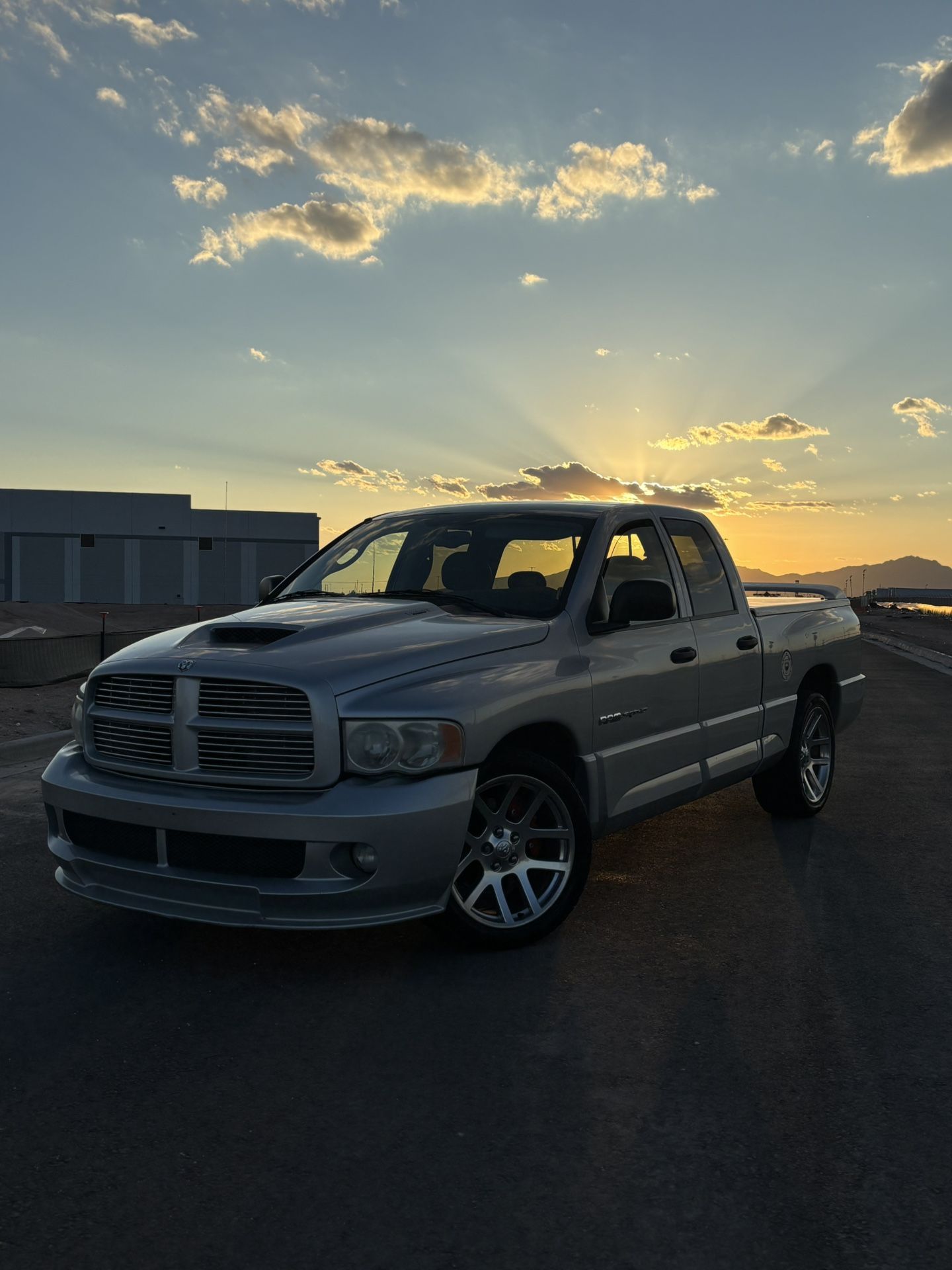 🚔🔥2005 Dodge Ram SRT-10 Viper🔥🚔