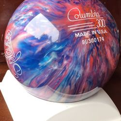 Impressive and stunning beautiful multicolored Splash bowling ball