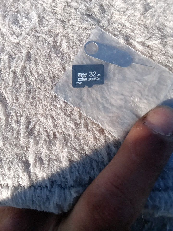 32 Gb SD Card With Alot Of Music