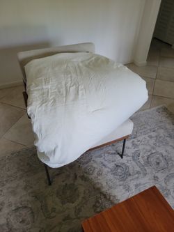 White King Size Comforter. 