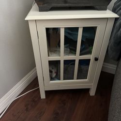 End Table : Night Stand 