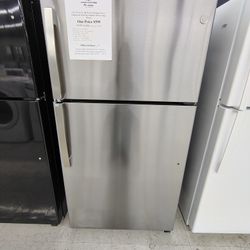 February Sale! GE 21.9 Cu. Ft. Top Freezer In FingerPrint Resistant  Stainless Steel, Garage Ready