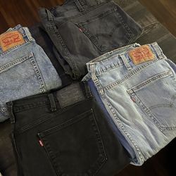 Men’s Levis Jeans