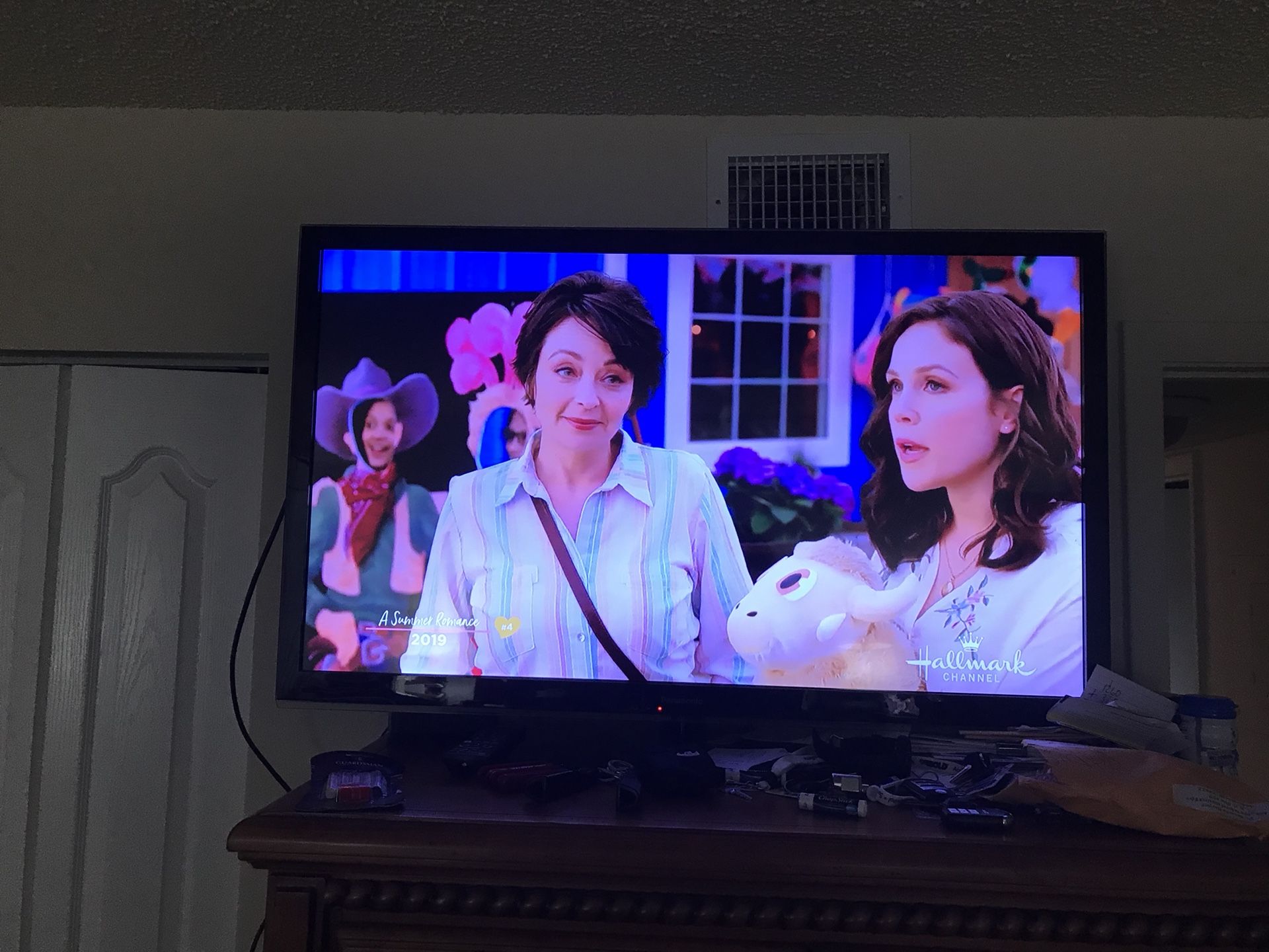 Panasonic 42 inch LED Smart tv-4 hdmi-works great