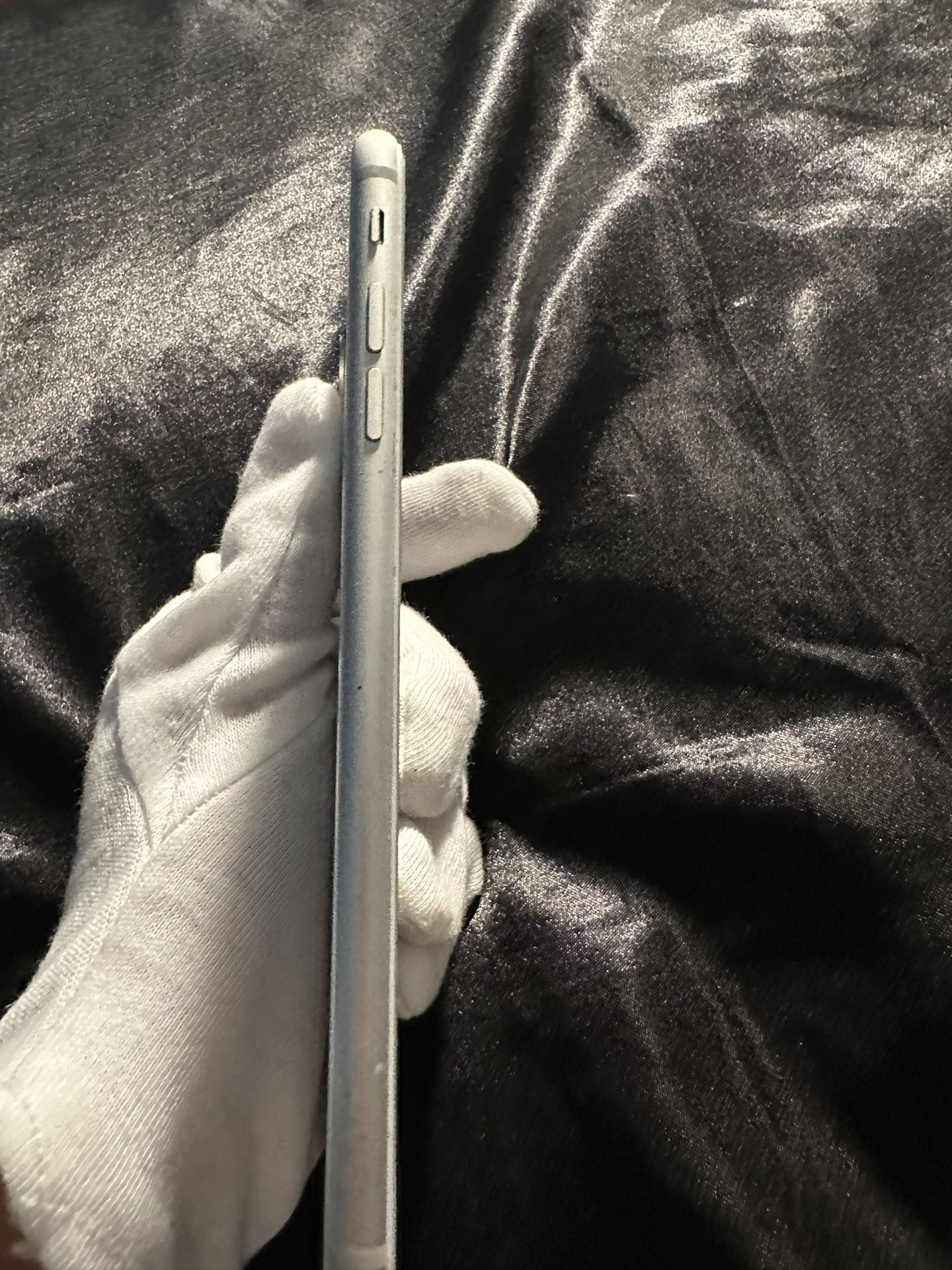 iPhone 8+ Unlocked OBO