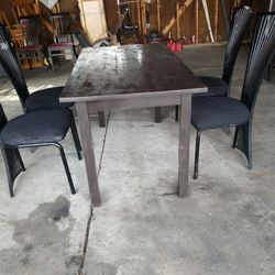 Table And  4 Chairs 