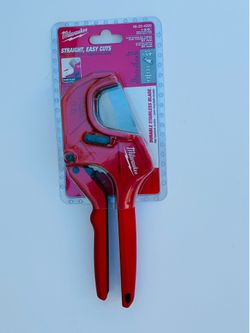 Milwaukee 1-5/8 in. Ratcheting PVC and Tubing Cutter